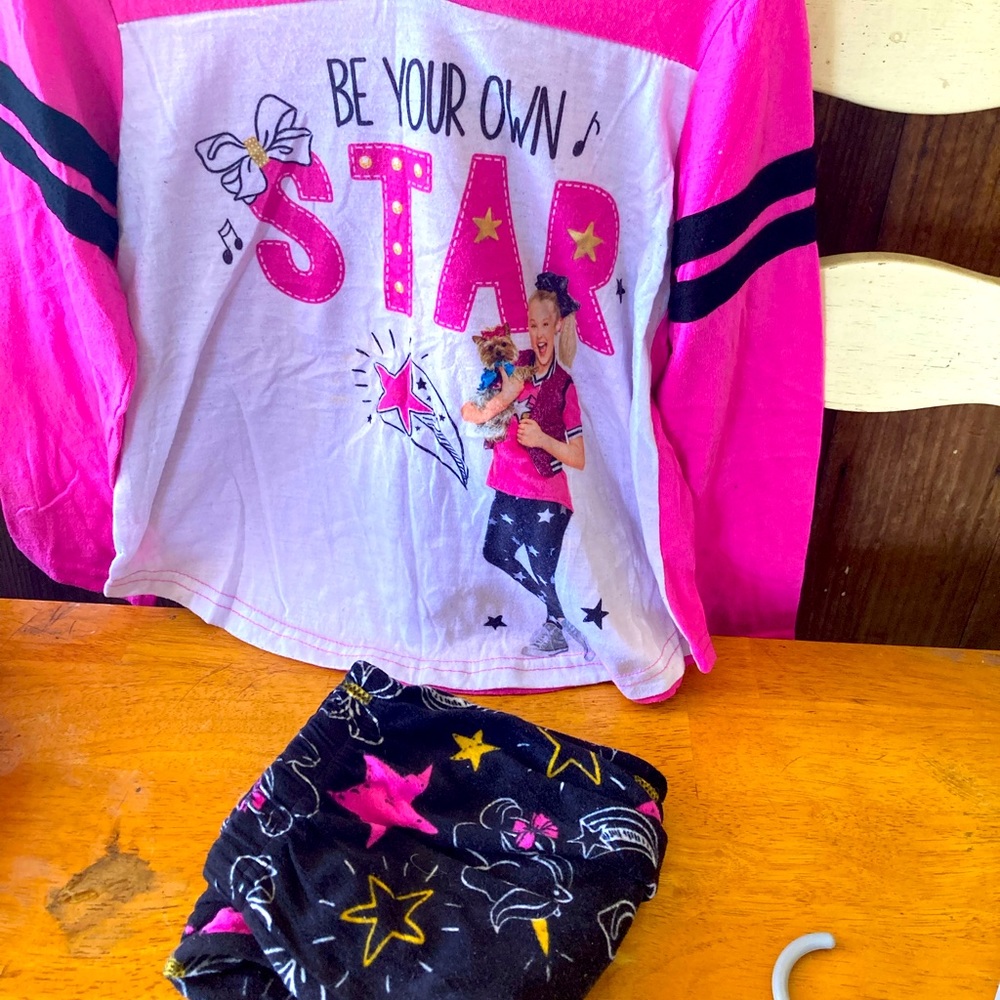 JoJo Siwa - Nickelodeon brand pajama outfit for girls size 7/8